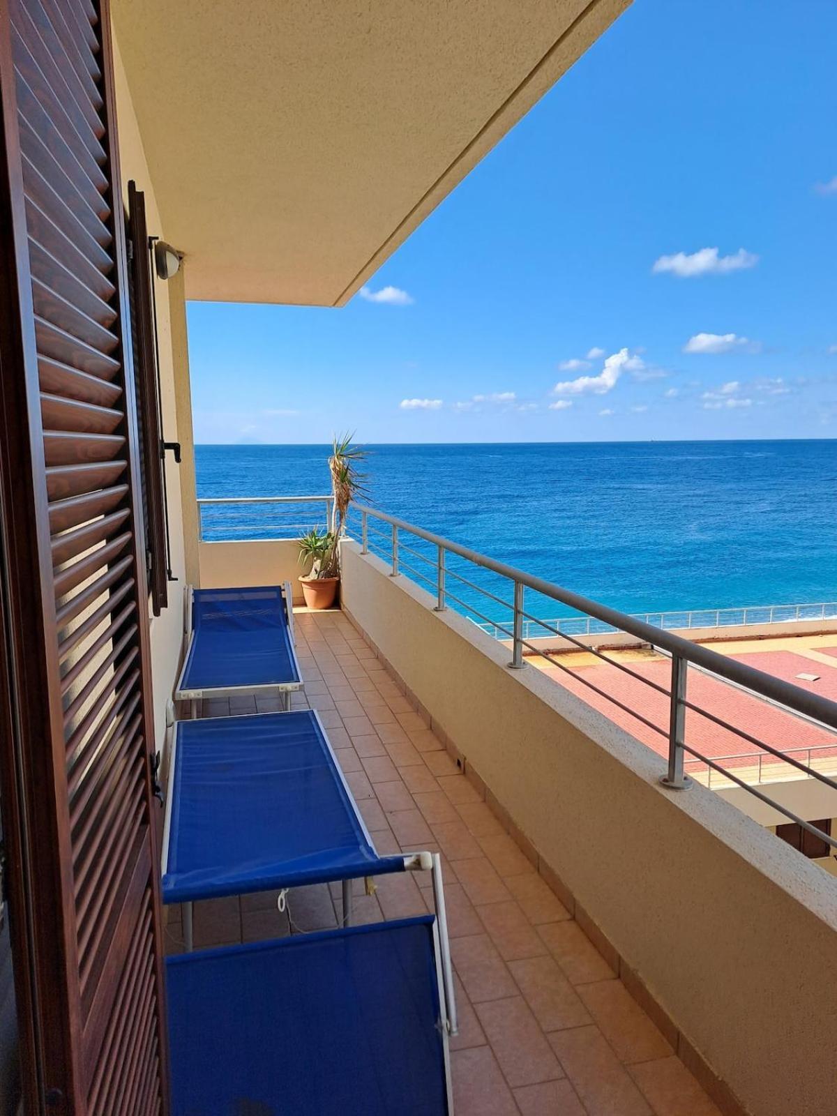 Appartement Sea House Bagnara Calabra Extérieur photo