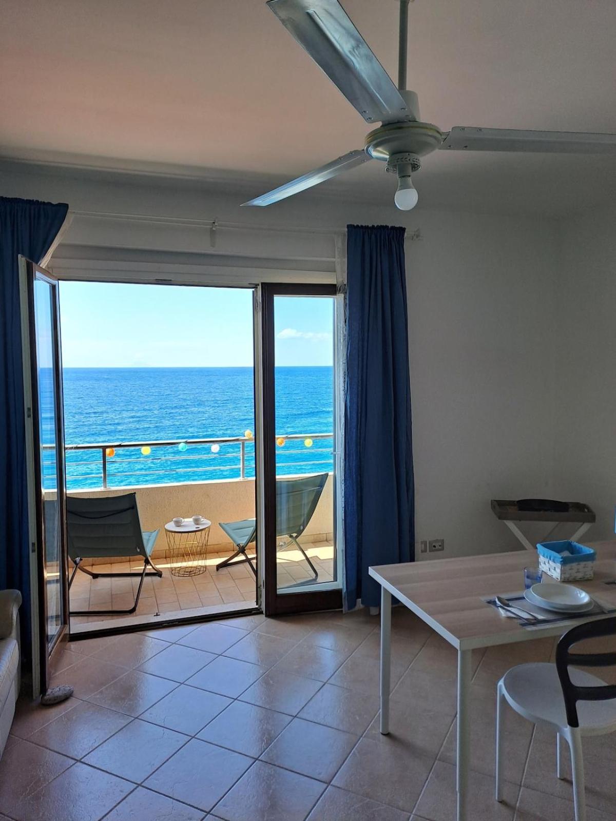 Appartement Sea House Bagnara Calabra Extérieur photo
