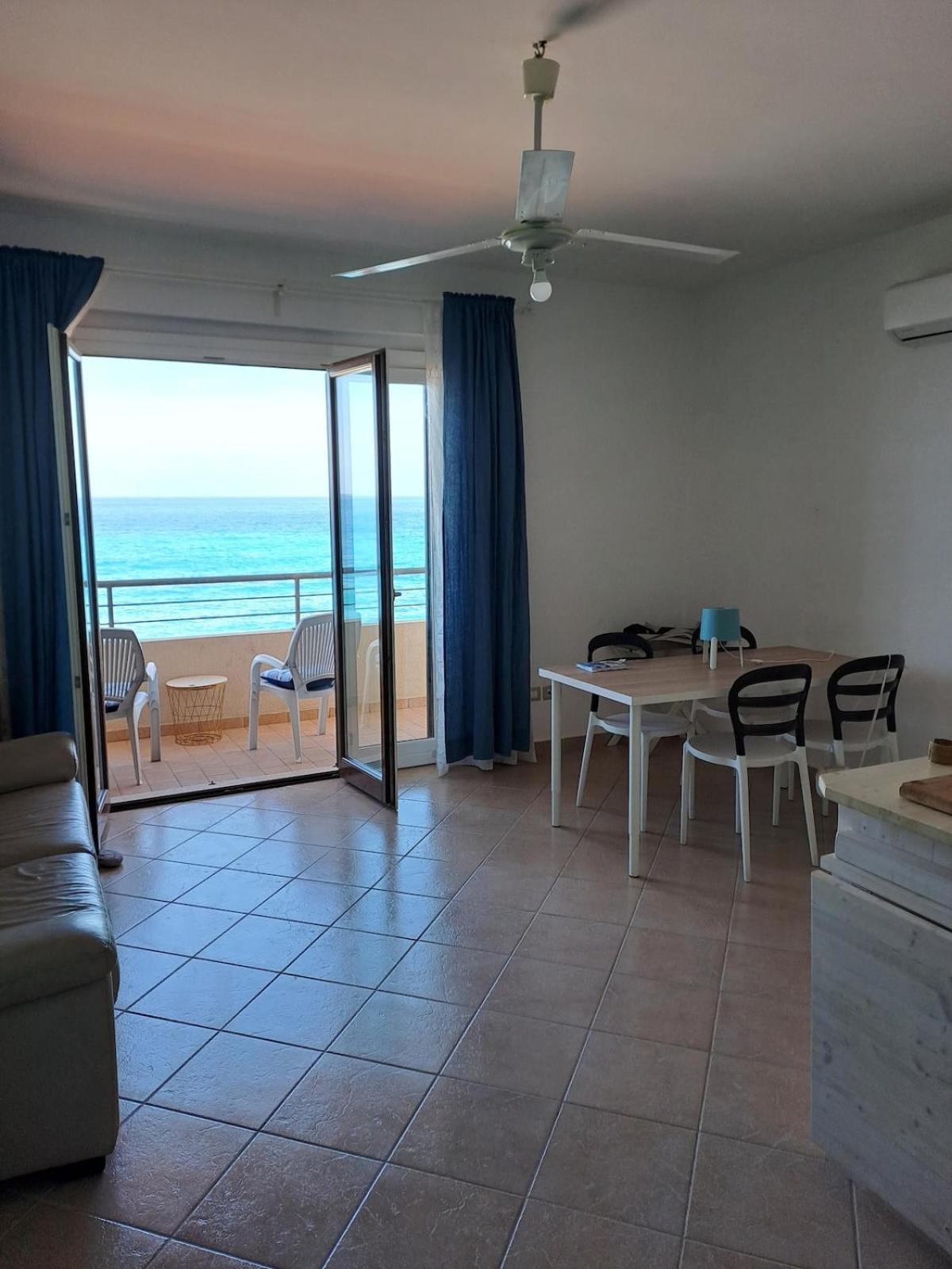 Appartement Sea House Bagnara Calabra Extérieur photo